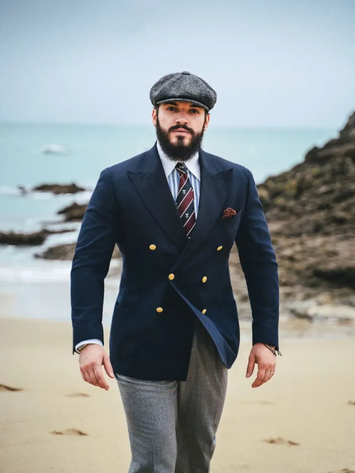Blazer croisé bleu marine à boutons dorés - drop 4