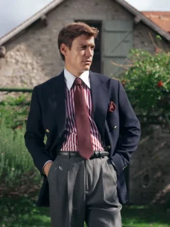Blazer croisé bleu marine à boutons dorés - drop 4