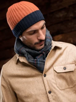 Bonnet bicolore bleu marine et rouille
