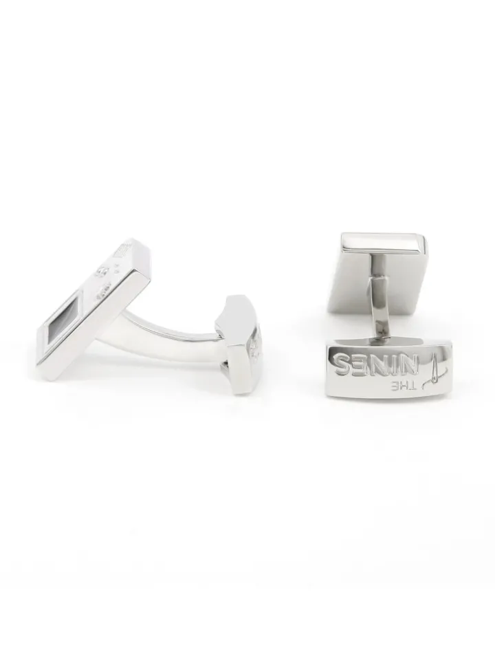 Boutons de manchette console de jeu