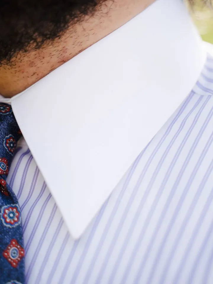 Chemise col français à rayures parme