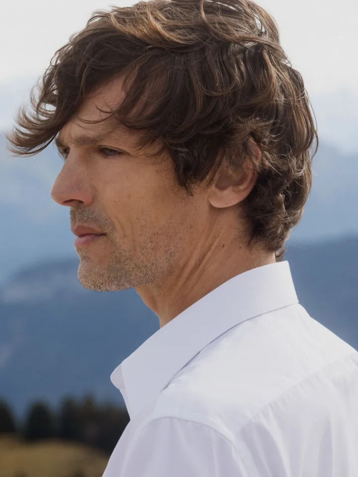 Chemise col français classique en popeline blanche