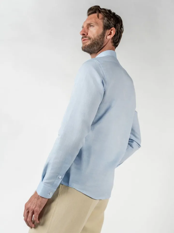 Chemise col inversé en lin et coton bleu ciel