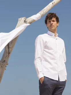 Chemise col inversé en lin blanche