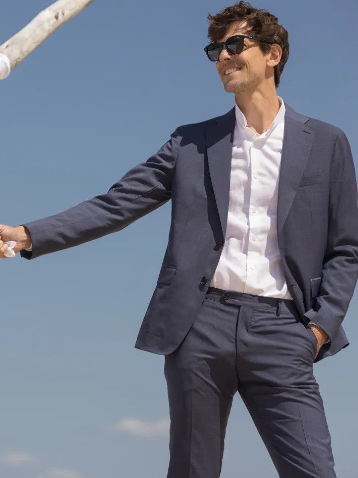 Chemise col inversé en lin blanche