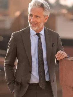 Chemise col italien à rayures bleu ciel