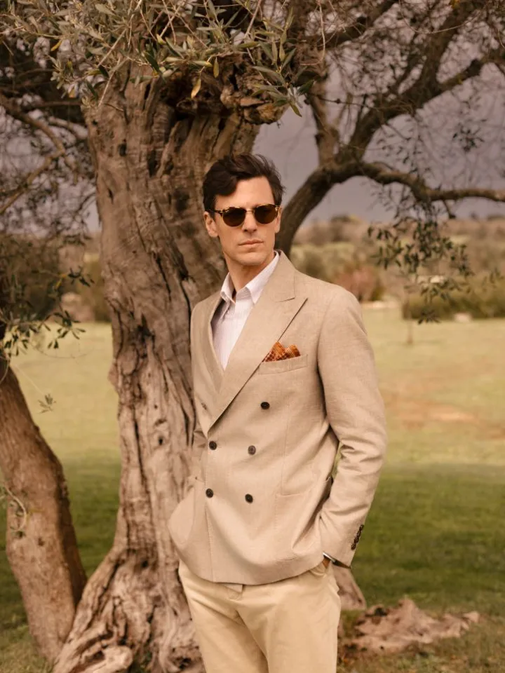 Chemise col napolitain à rayures beiges