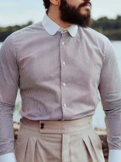 Chemise col rond à rayures marrons