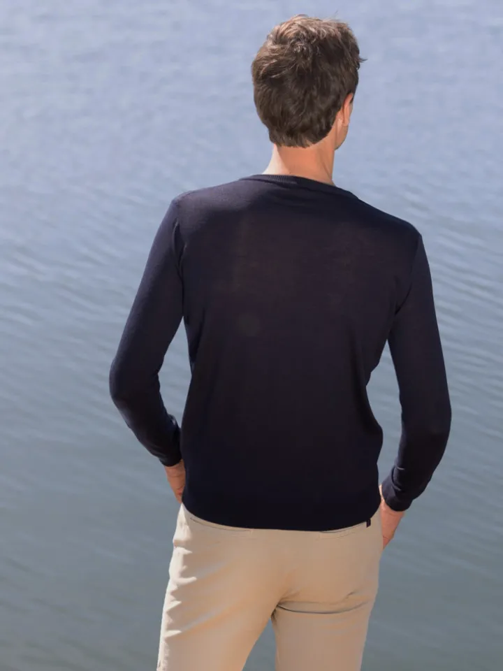 Pull col rond en laine vierge bleu marine