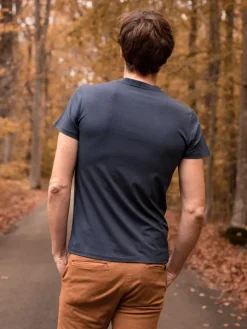 T-shirt technique bleu marine