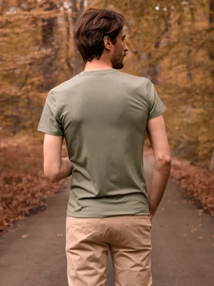 T-shirt technique vert olive