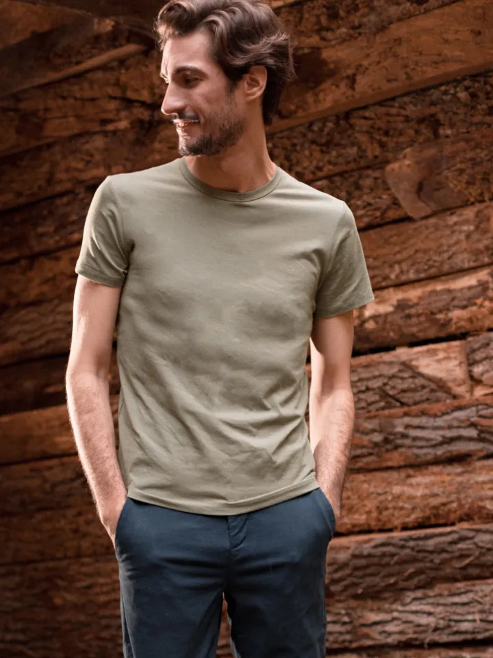 T-shirt technique vert olive
